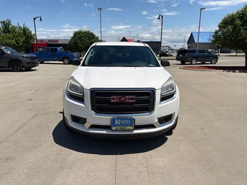 Used 2015 GMC Acadia SLE FWD image 2