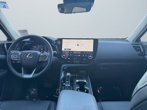 Used 2022 Lexus NX 350 AWD image 10