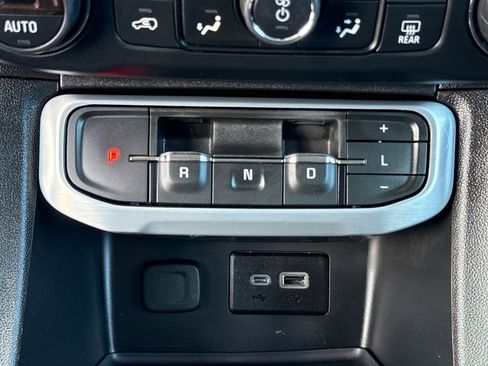 Certified 2021 GMC Acadia SLE w/ Driver Convenience Package image 50