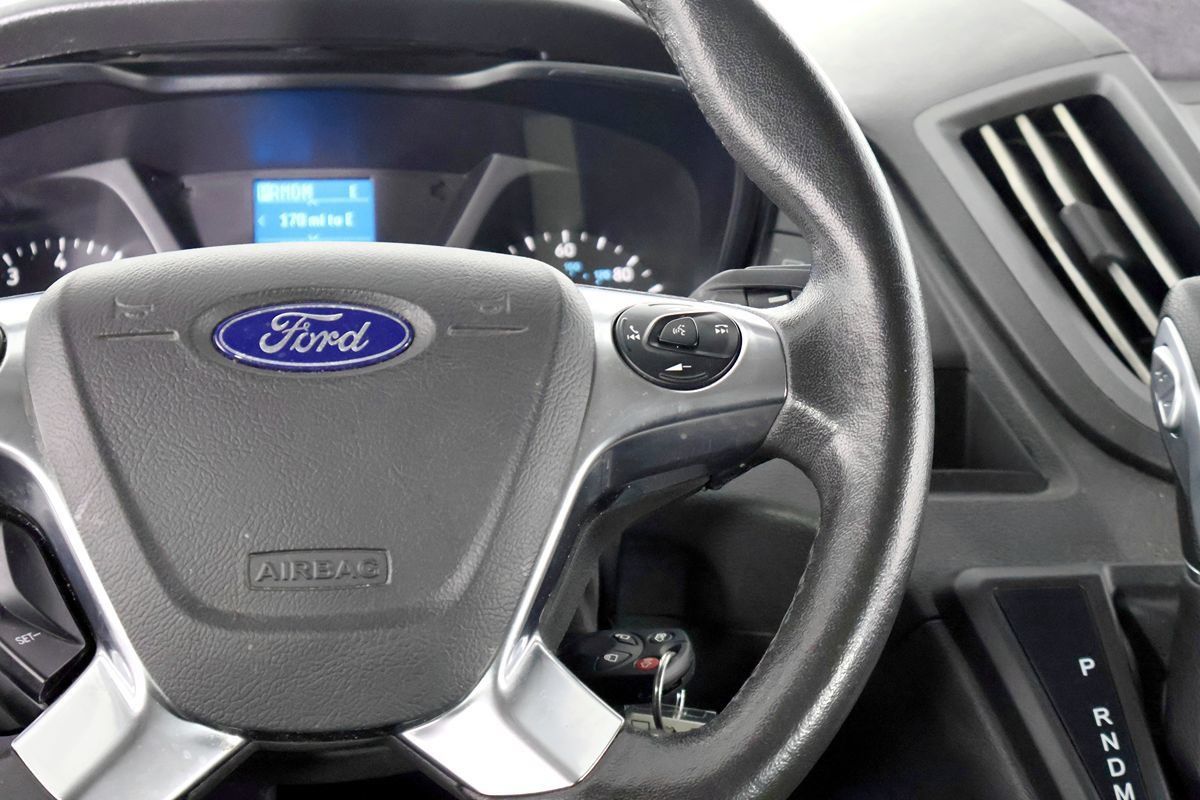 Used 2017 Ford Transit 150 XL RWD image 26