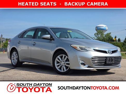 Used 2015 Toyota Avalon XLE Premium FWD image 1