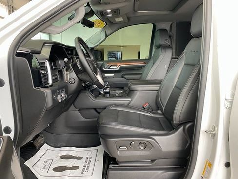Used 2023 GMC Sierra 1500 Denali w/ Denali Reserve Package image 13