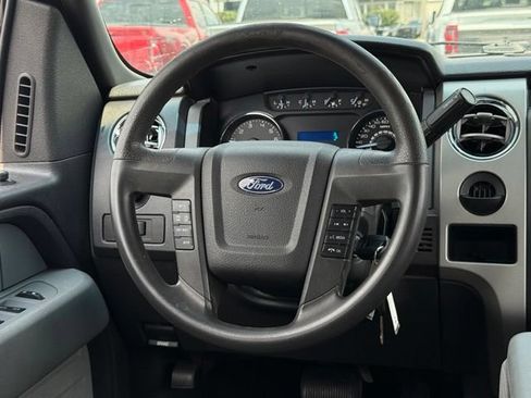 Used 2011 Ford F150 XLT w/ Trailer Tow Pkg RWD image 5