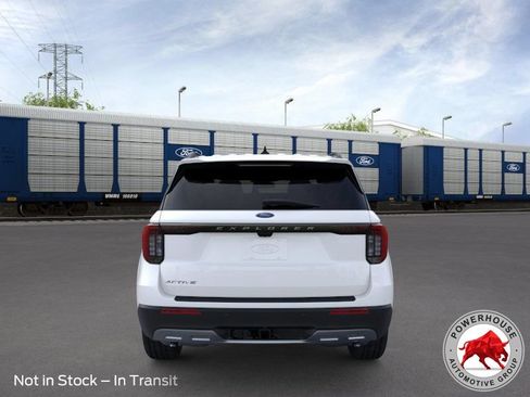 New 2026 Ford Explorer Active w/ Active Comfort Package RWD image 6