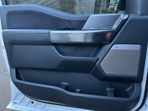 Used 2024 Ford F150 Platinum image 22