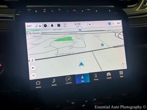 Used 2024 Jeep Grand Cherokee L Overland w/ Trailer Tow Package image 25