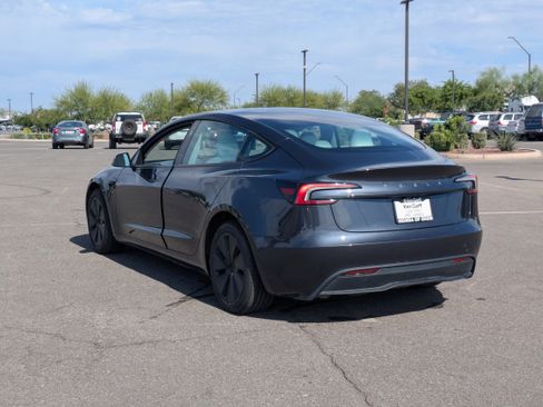 Used 2025 Tesla Model 3 Long Range image 3