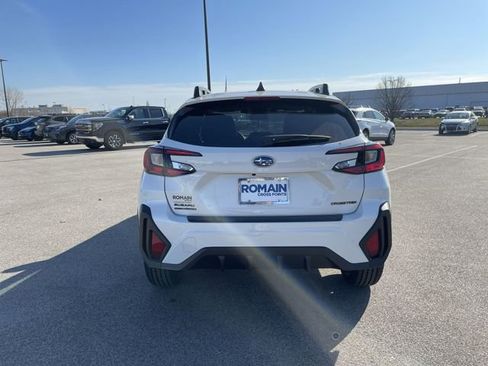 Used 2026 Subaru Crosstrek 2.5i Premium AWD/4WD image 4