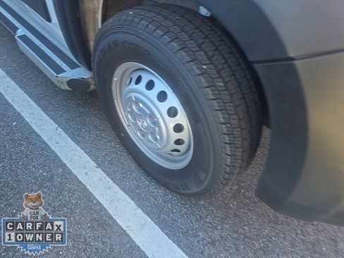 Used 2025 RAM ProMaster 2500 w/ U-Haul Equipment Group FWD image 5
