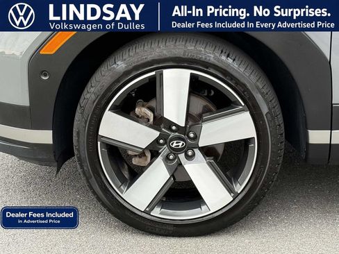 Used 2024 Hyundai Santa Fe Limited AWD/4WD image 8