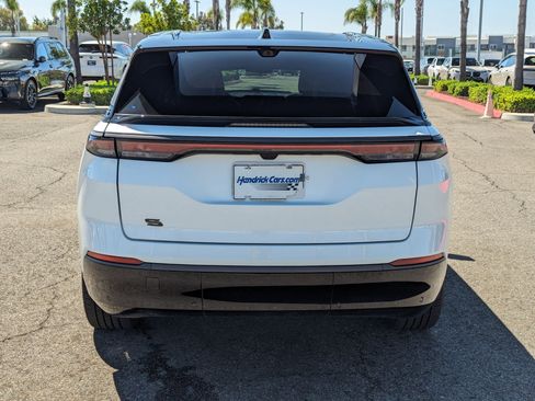 Used 2024 Jeep Wagoneer Launch Edition image 9