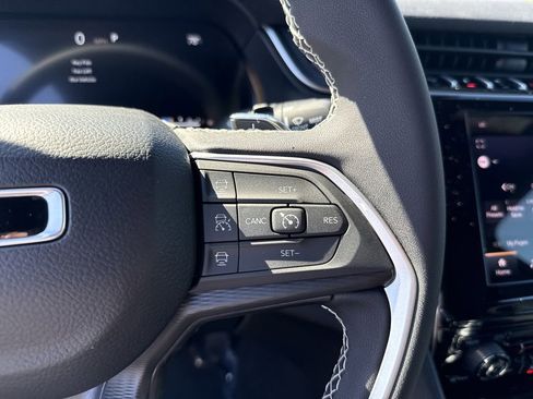 New 2025 Jeep Grand Cherokee L Laredo w/ Trailer Tow Package image 24