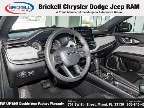 Used 2024 Jeep Compass Latitude AWD/4WD image 15