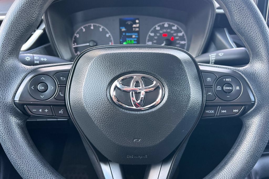 Certified 2025 Toyota Corolla LE w/ LE Premium Package FWD image 25