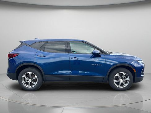 Used 2023 Chevrolet Blazer LT w/ Driver Confidence Package AWD/4WD image 8