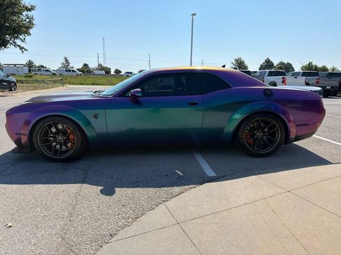 Used 2022 Dodge Challenger SRT Hellcat RWD image 6