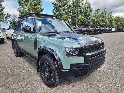 New 2026 Land Rover Defender 110 Trophy Edition AWD/4WD image 6