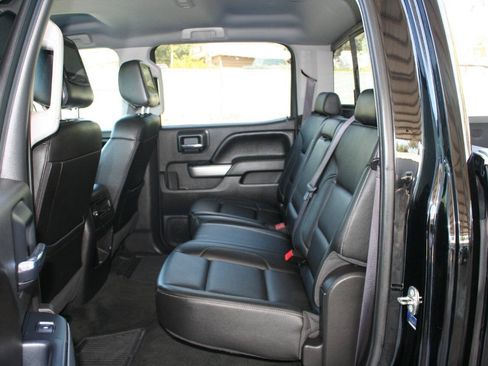 Used 2016 Chevrolet Silverado 1500 LTZ Z71 w/ LTZ Plus Package AWD/4WD image 27