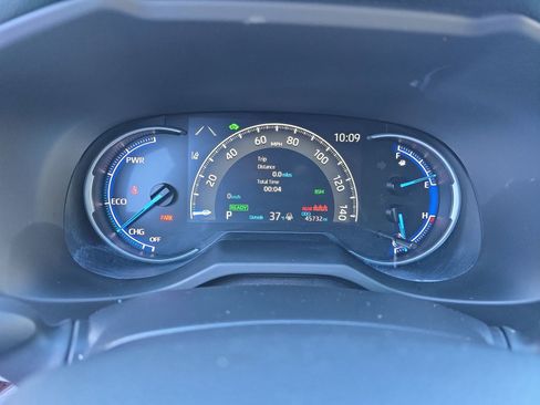 Used 2021 Toyota RAV4 Limited image 25