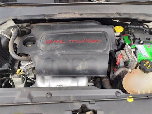 Certified 2018 Jeep Compass Latitude w/ Popular Equipment Group image 35