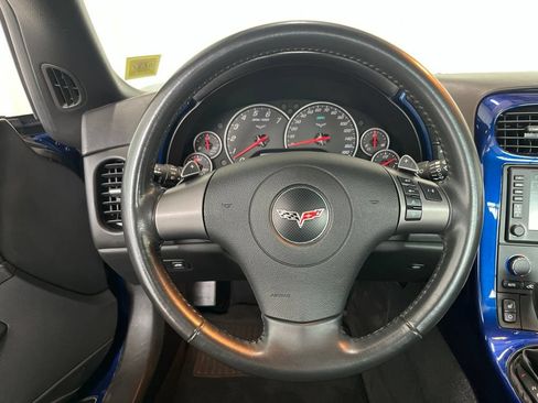 Used 2007 Chevrolet Corvette Coupe w/ Preferred Equipment Group RWD image 6