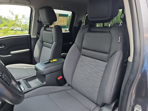 Used 2023 Nissan Frontier SV w/ SV Convenience Package AWD/4WD image 19