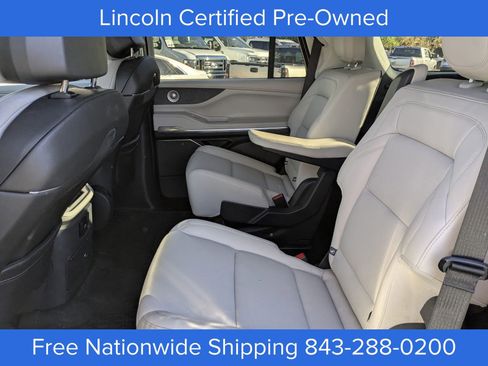 Certified 2025 Lincoln Navigator Reserve image 12