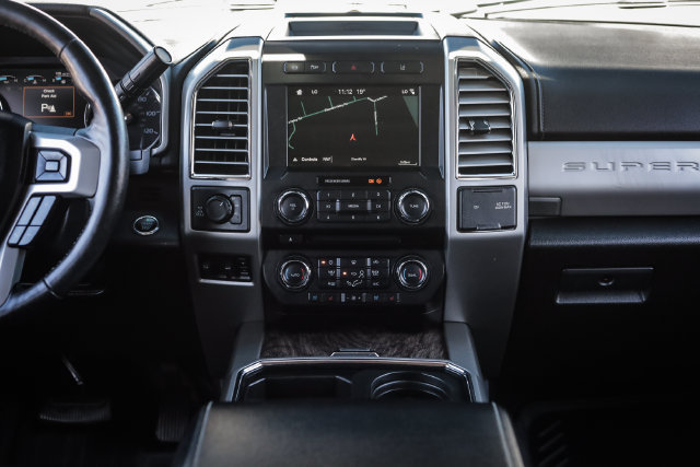 Used 2017 Ford F250 Lariat w/ Lariat Ultimate Package AWD/4WD image 43