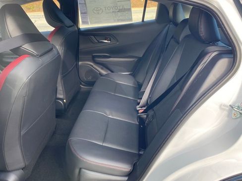 New 2026 Toyota Prius Plug-In Hybrid FWD image 8