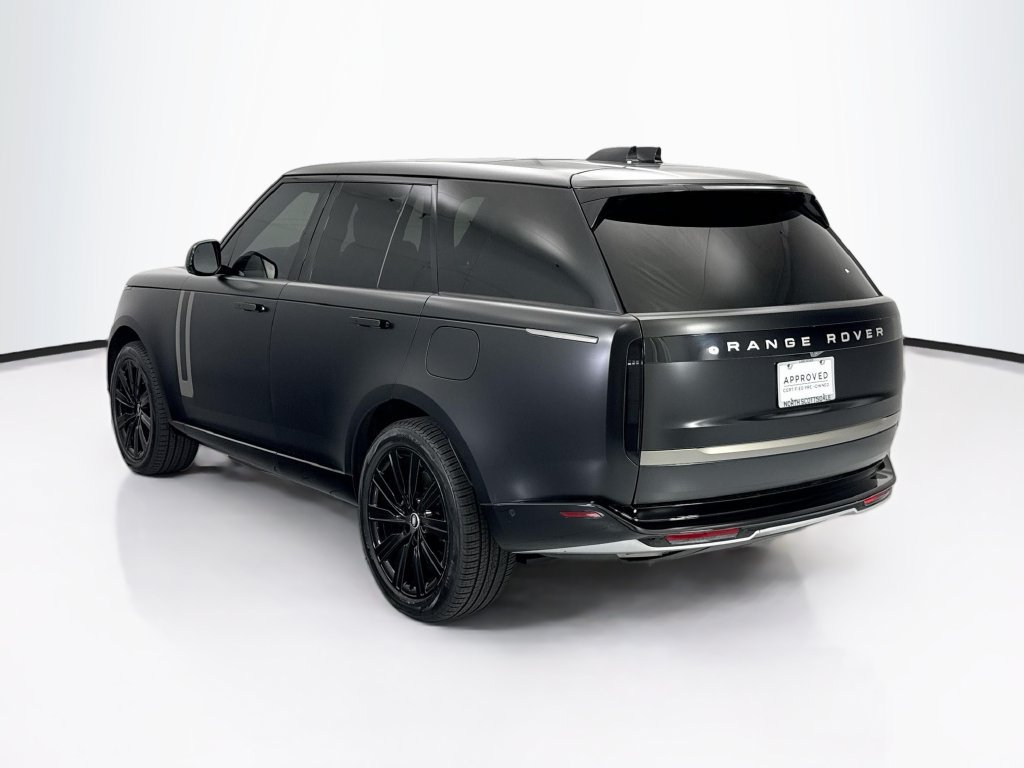 Used 2025 Land Rover Range Rover SE AWD/4WD image 7