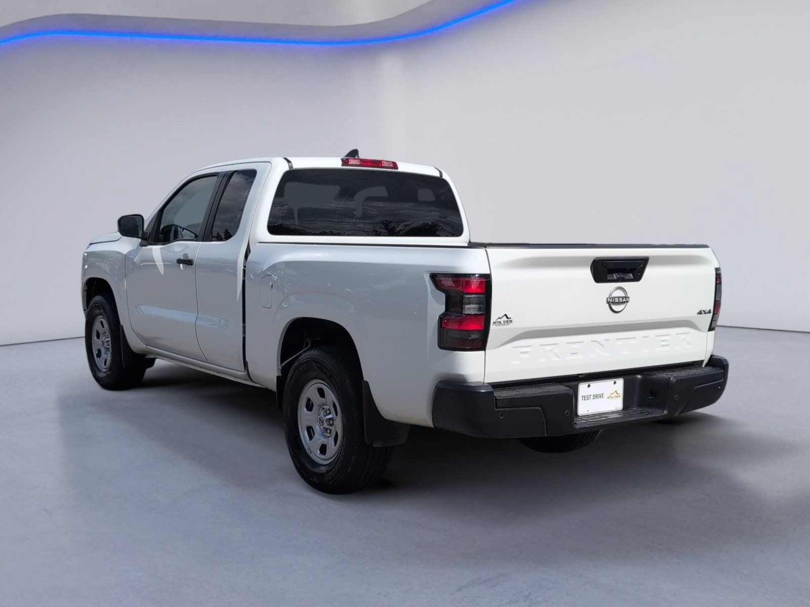 Used 2024 Nissan Frontier S w/ Technology Package AWD/4WD image 9