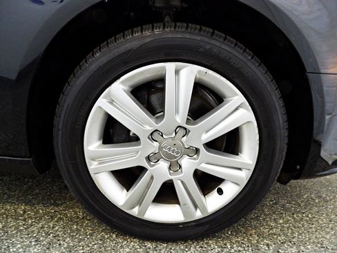 Used 2010 Audi A4 2.0T Premium FWD image 22