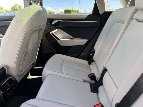 Certified 2025 Audi Q3 2.0T Premium AWD/4WD image 14