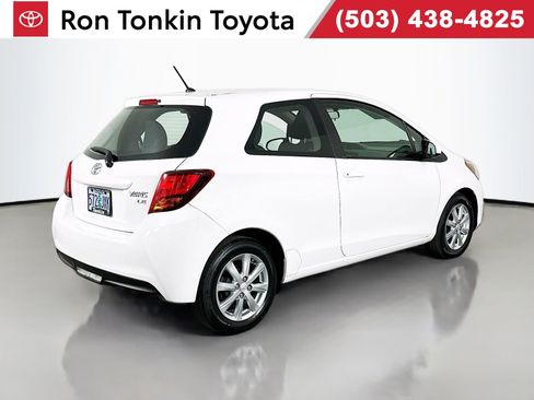 Certified 2016 Toyota Yaris LE image 7