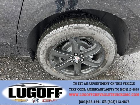 Used 2024 Buick Enclave Essence w/ Experience Buick Package image 22