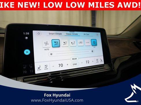 Used 2025 Volkswagen Atlas SE image 21