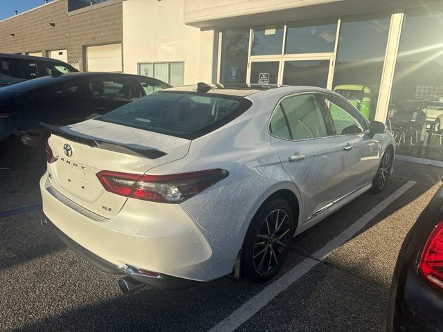 Used 2023 Toyota Camry XLE w/ Navigation Package FWD image 5