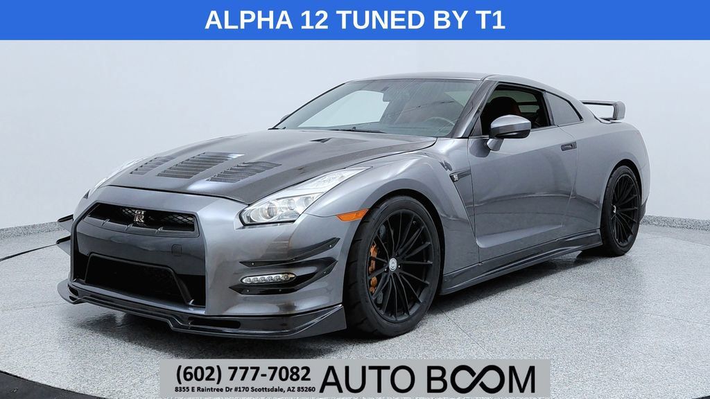 Used 2015 Nissan GT-R Premium AWD/4WD image 1