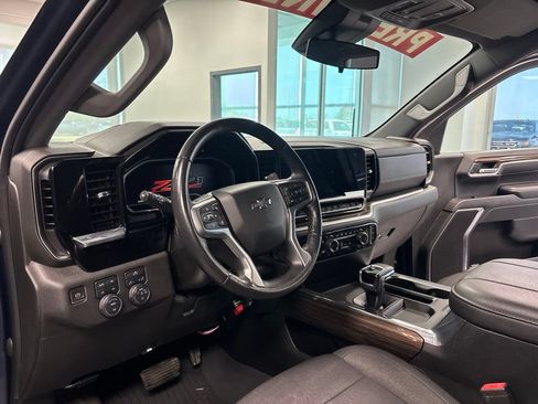 Used 2023 Chevrolet Silverado 1500 RST AWD/4WD image 14