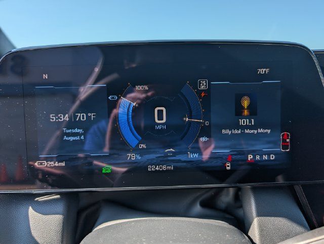 Used 2024 Chevrolet Equinox EV RS FWD image 15