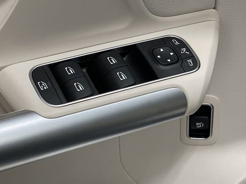 Certified 2025 Mercedes-Benz GLA 250 image 11