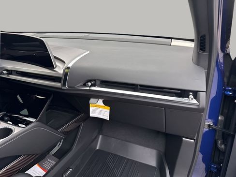 New 2026 Cadillac Vistiq Sport w/ LPO, Floor Liner Package image 12