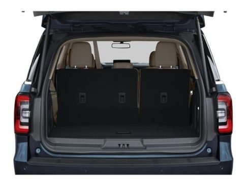 Used 2023 Ford Expedition Limited image 10