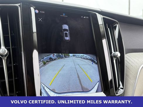 Certified 2023 Volvo XC60 B5 Plus w/ Protection Package Premier FWD image 25