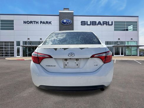Used 2015 Toyota Corolla LE FWD image 4