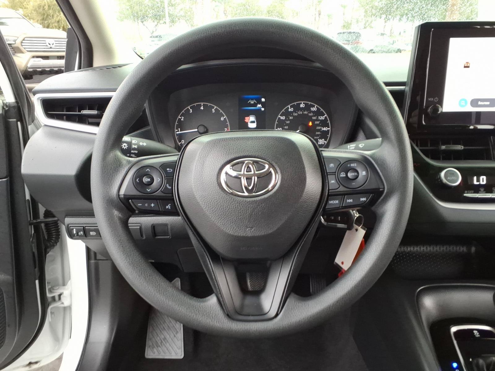 Used 2024 Toyota Corolla LE FWD image 12