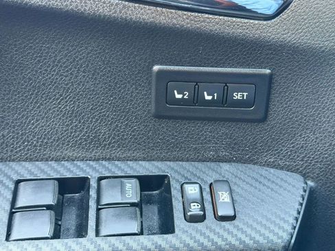 Used 2013 Toyota RAV4 Limited FWD image 24