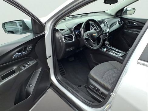 Used 2022 Chevrolet Equinox LT AWD/4WD image 10