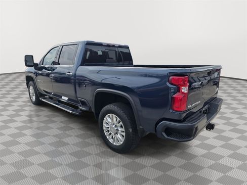 Used 2020 Chevrolet Silverado 2500 High Country w/ Z71 Off-Road Package image 9