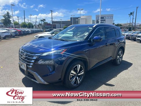Used 2024 Nissan Rogue SL FWD image 1